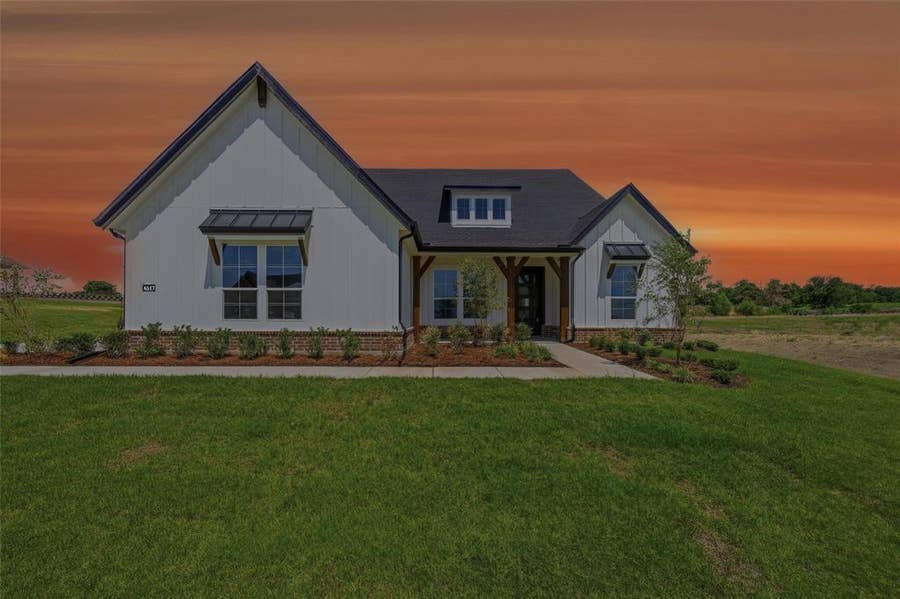 Property photo for 6517 Huron Drive, Blue Ridge, TX