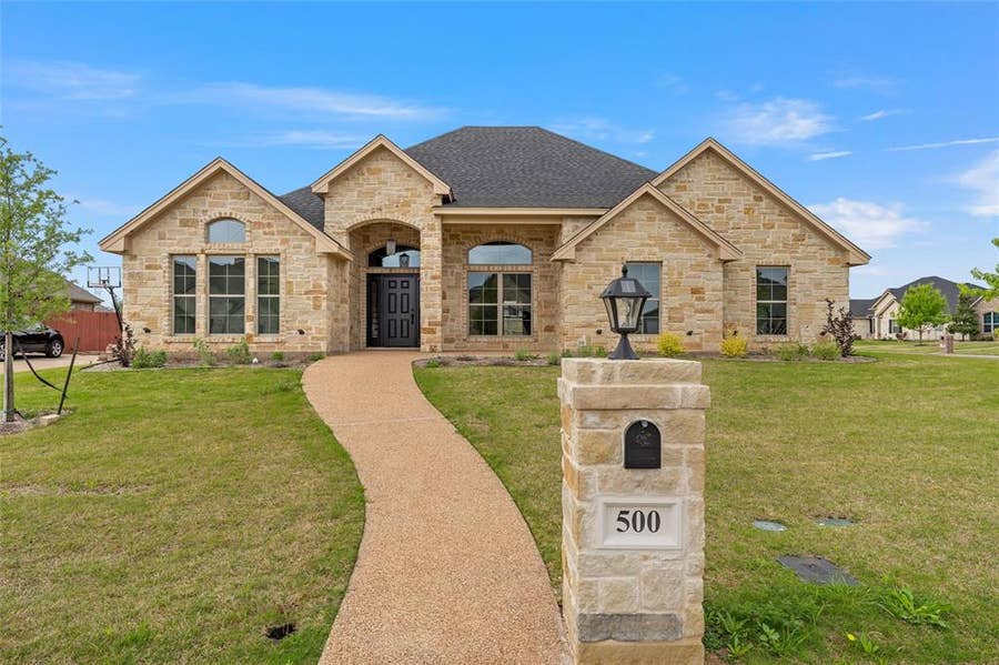 Property photo for 500 Sagebrush Lane, Waco, TX