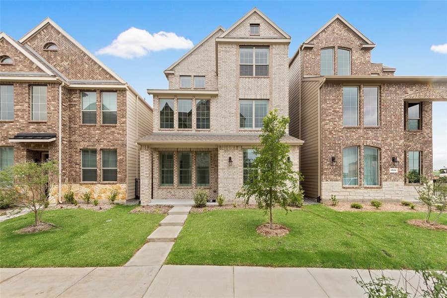 Property photo for 4526 Mona Lisa Lane, Plano, TX