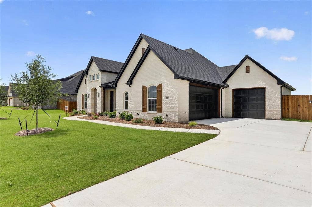 140 Chapowits, Godley, TX 76044 140 Chapowits, Godley, TX 76044