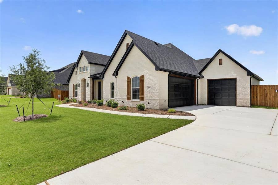 Property photo for 140 Chapowits, Godley, TX