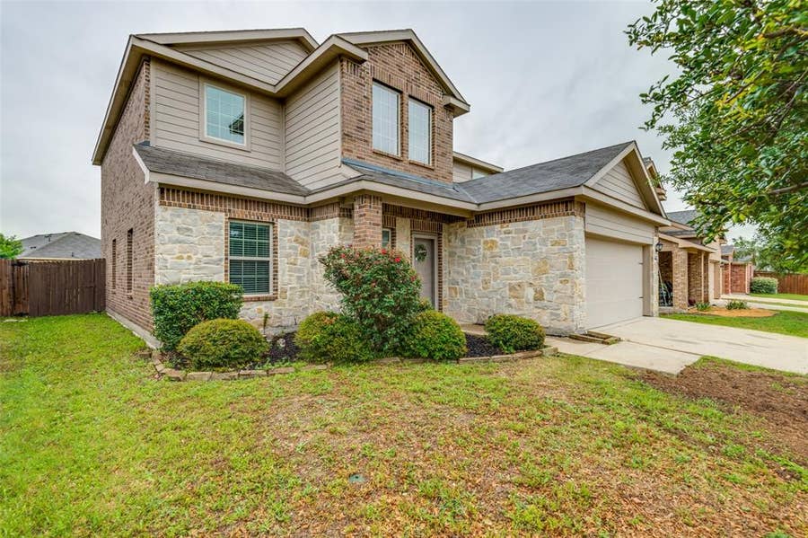 Property photo for 2310 Julia Lane, Forney, TX