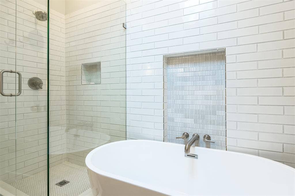 513 Winding Shore Drive, Tool, TX 75143