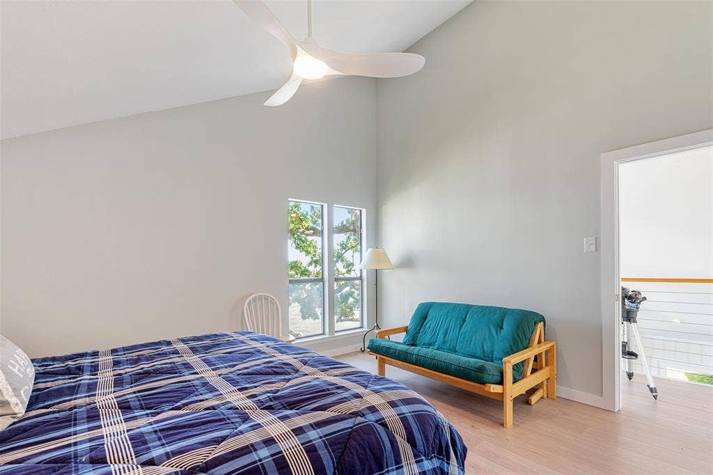 513 Winding Shore Drive, Tool, TX 75143