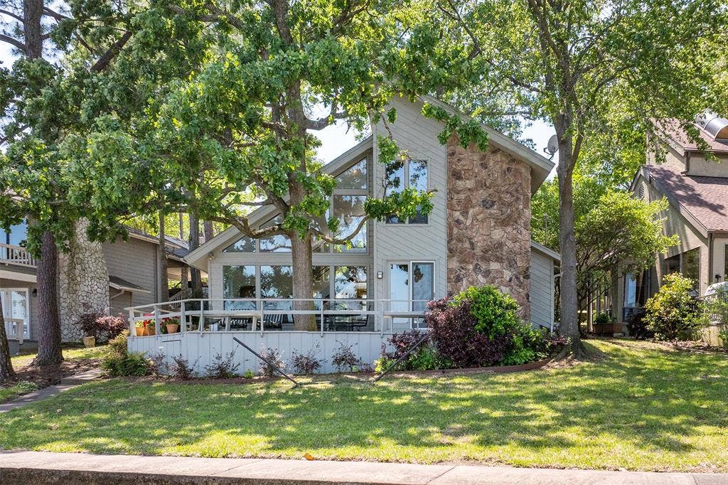 513 Winding Shore Drive, Tool, TX 75143