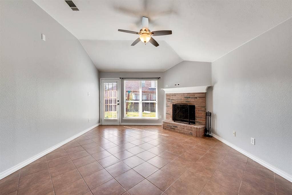 784 Tranquility Lane, Cedar Hill, TX 75104