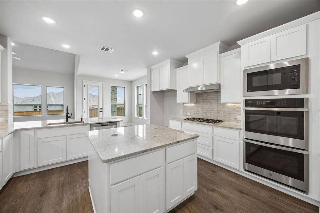 4341 Addison Street, Midlothian, TX 76065 7-4341Addison_007