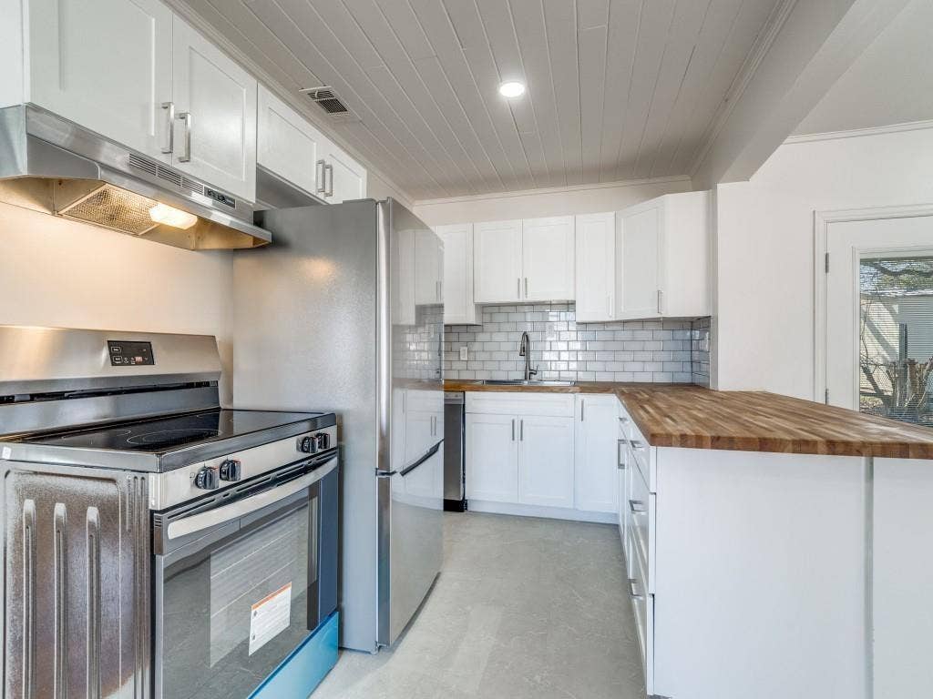 4528 Newman Drive, Haltom City, TX 76117 4528 Newman Drive, Haltom City, TX 76117