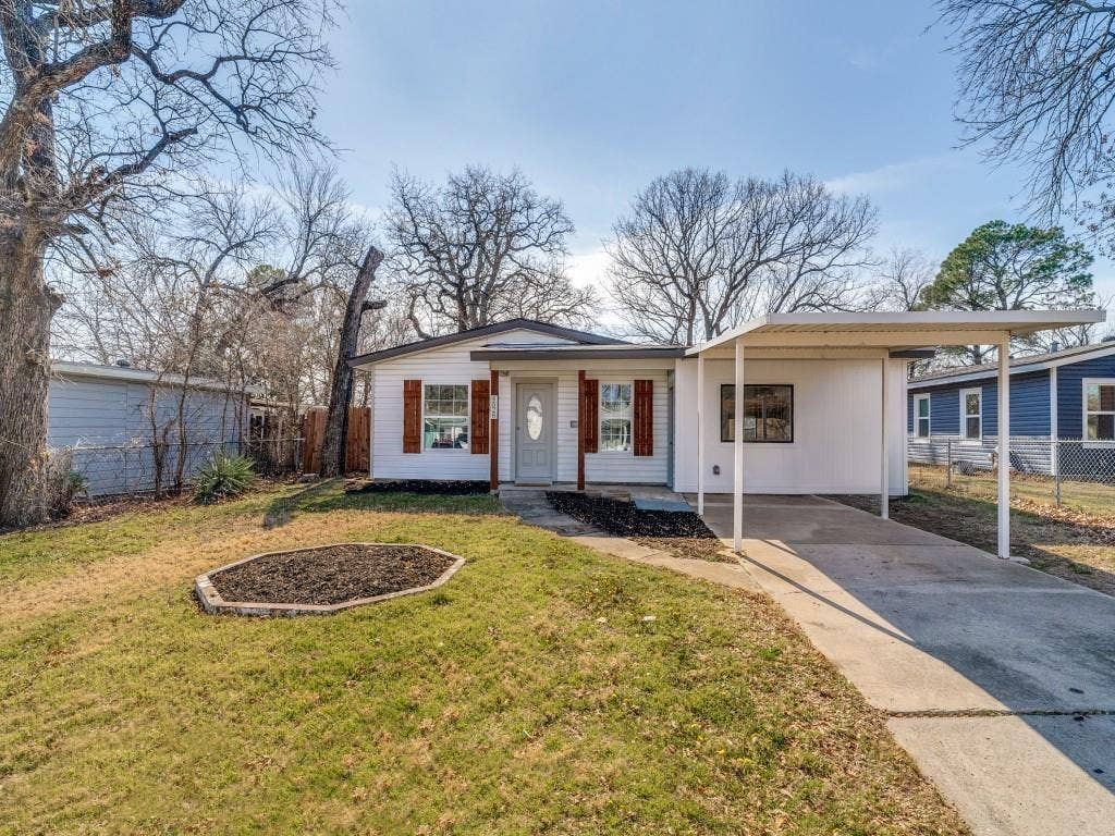 4528 Newman Drive, Haltom City, TX 76117 4528 Newman Drive, Haltom City, TX 76117
