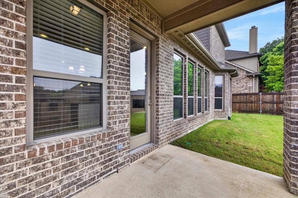 2417 Barclay Court, Plano, TX 75074 2417 Barclay Court, Plano, TX 75074