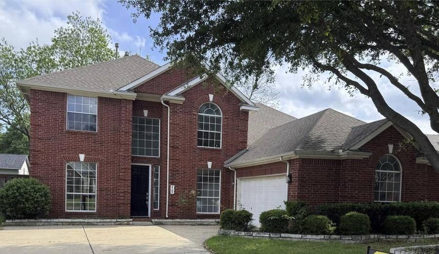 Property photo for 2105 Woodview Drive, Flower Mound, TX