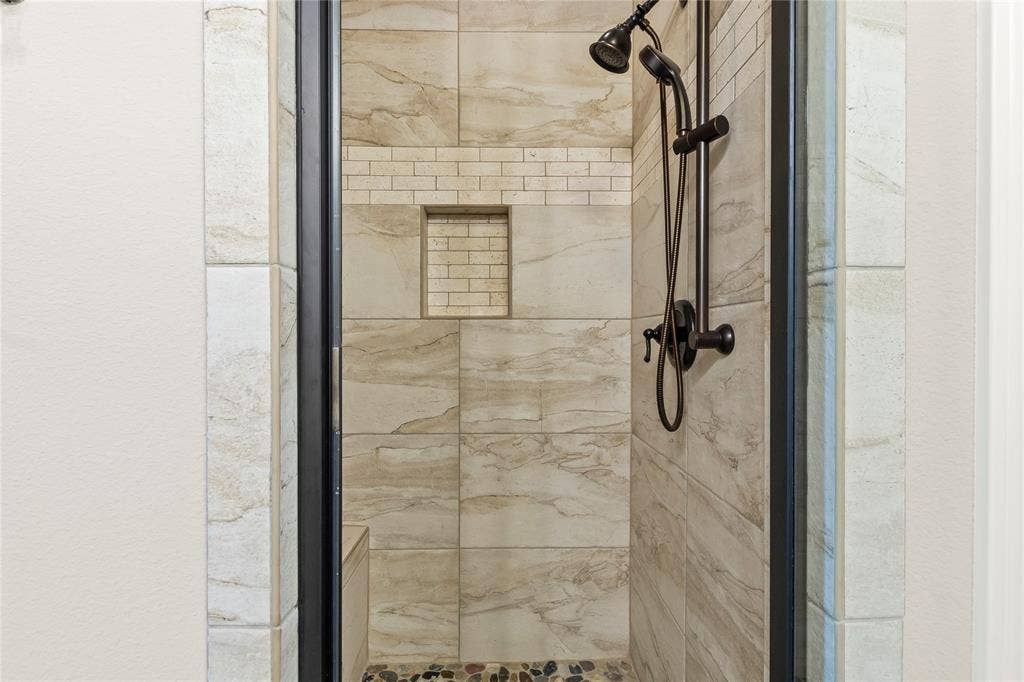 164 Marina Drive, Mabank, TX 75156 Primary bath separate tile shower