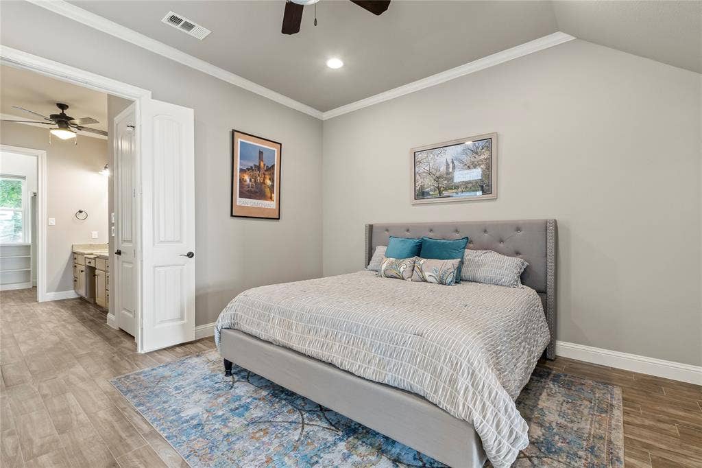 164 Marina Drive, Mabank, TX 75156 Downstairs primary bedroom
