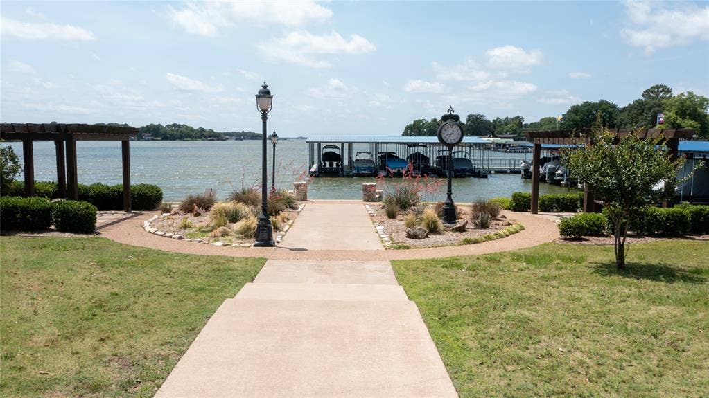164 Marina Drive, Mabank, TX 75156 Community lighted walk ways