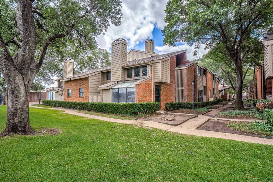 Property photo for 9254 Forest Lane, #107, Dallas, TX