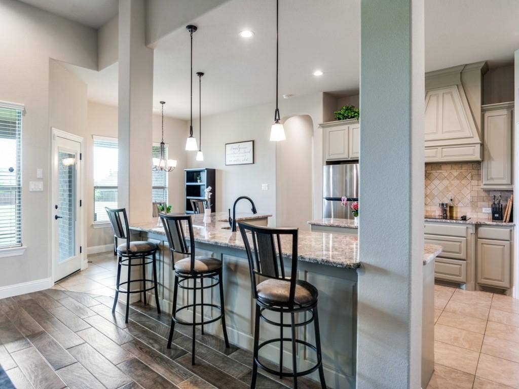 5640 Sunset Ridge, Midlothian, TX 76065 5640 Sunset Ridge, Midlothian, TX 76065