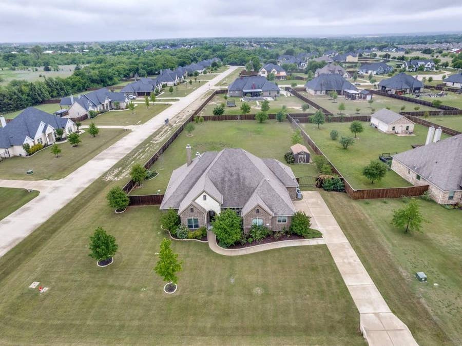 Property photo for 5640 Sunset Ridge, Midlothian, TX