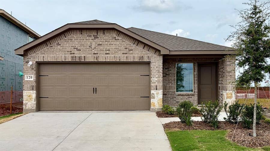 Property photo for 120 Pheasant Run Road, Terrell, TX