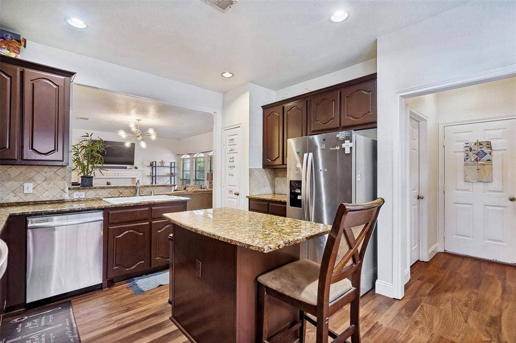 8005 Alderwood Place, Plano, TX 75025 8005 Alderwood Place, Plano, TX 75025
