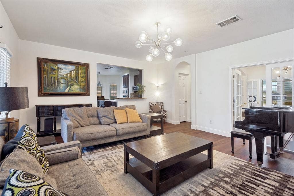 8005 Alderwood Place, Plano, TX 75025 8005 Alderwood Place, Plano, TX 75025