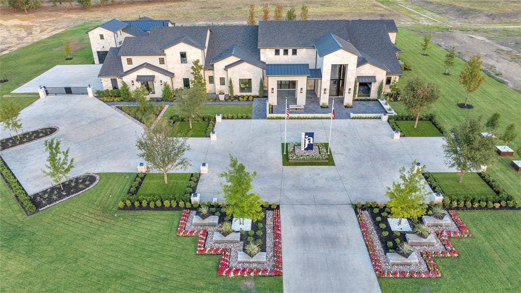 1125 W Blondy Jhune Road, Lucas, TX 75002 1125 W Blondy Jhune Road, Lucas, TX 75002