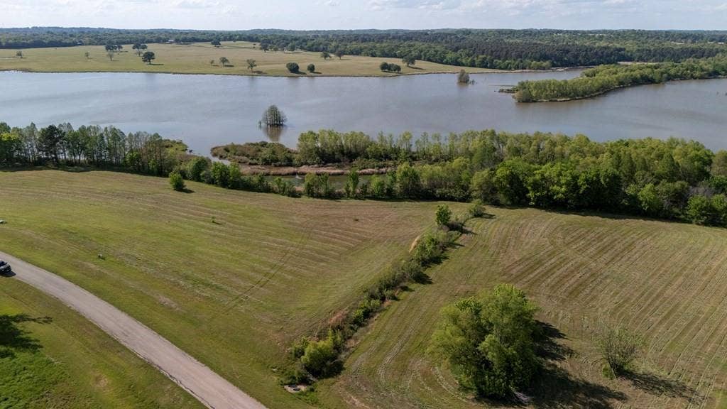 7628 Shore Crest Way, Athens, TX 75752 7628 Shore Crest Way, Athens, TX 75752