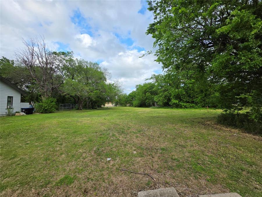Property photo for 3025 Wellington Street, Greenville, TX