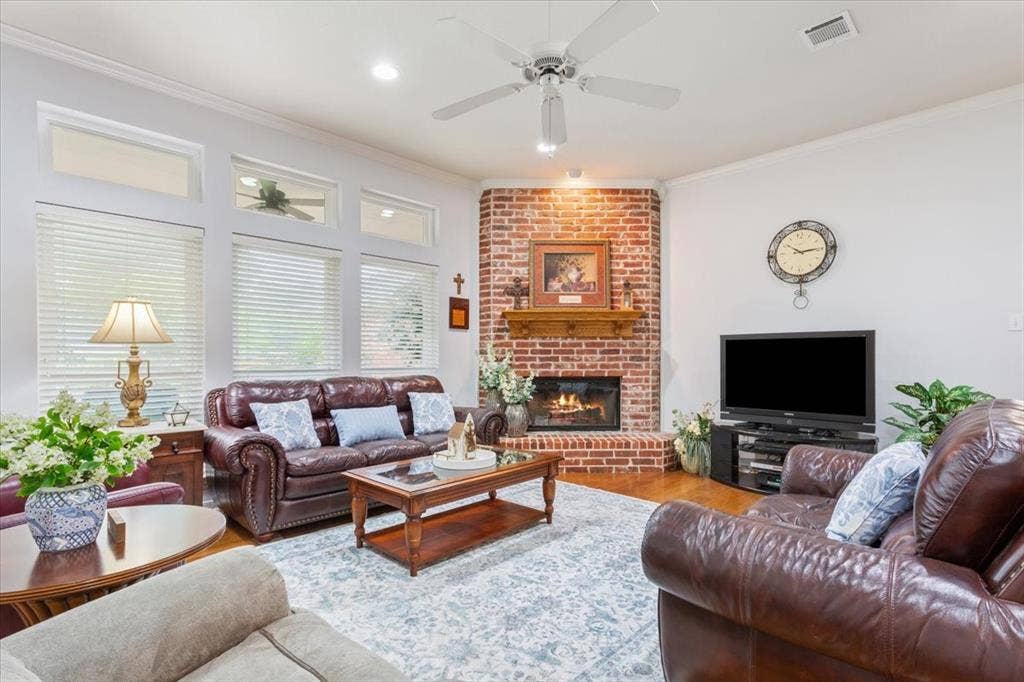 1216 Darbyton Drive, Hewitt, TX 76643 1216 Darbyton Drive, Hewitt, TX 76643