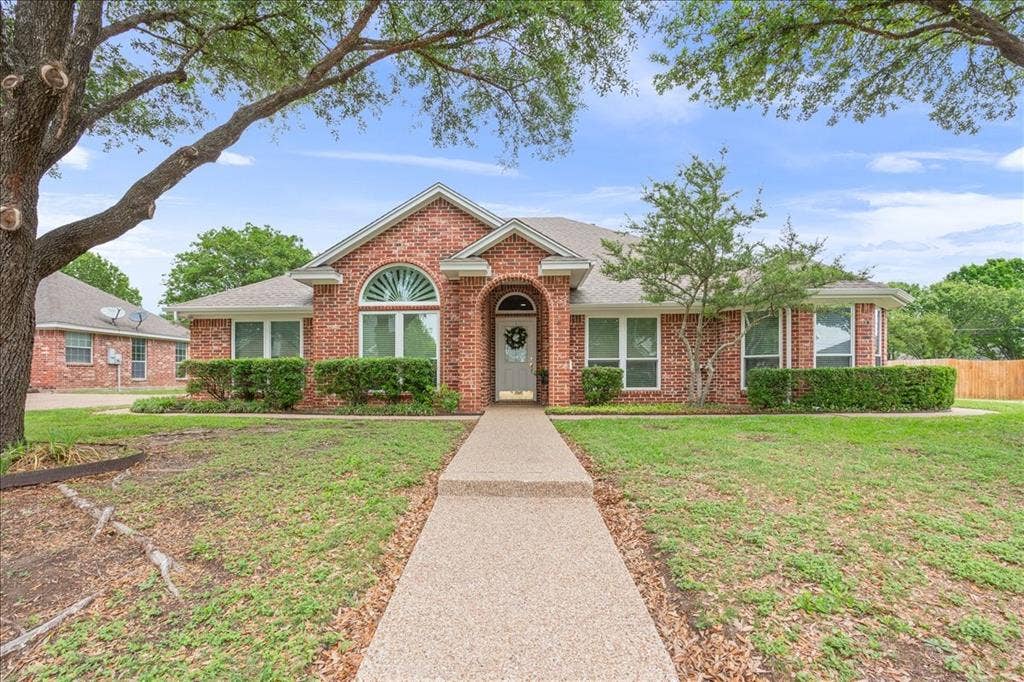 1216 Darbyton Drive, Hewitt, TX 76643 1216 Darbyton Drive, Hewitt, TX 76643