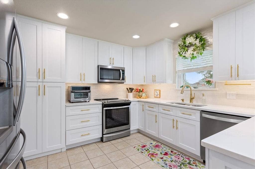 1216 Darbyton Drive, Hewitt, TX 76643 1216 Darbyton Drive, Hewitt, TX 76643