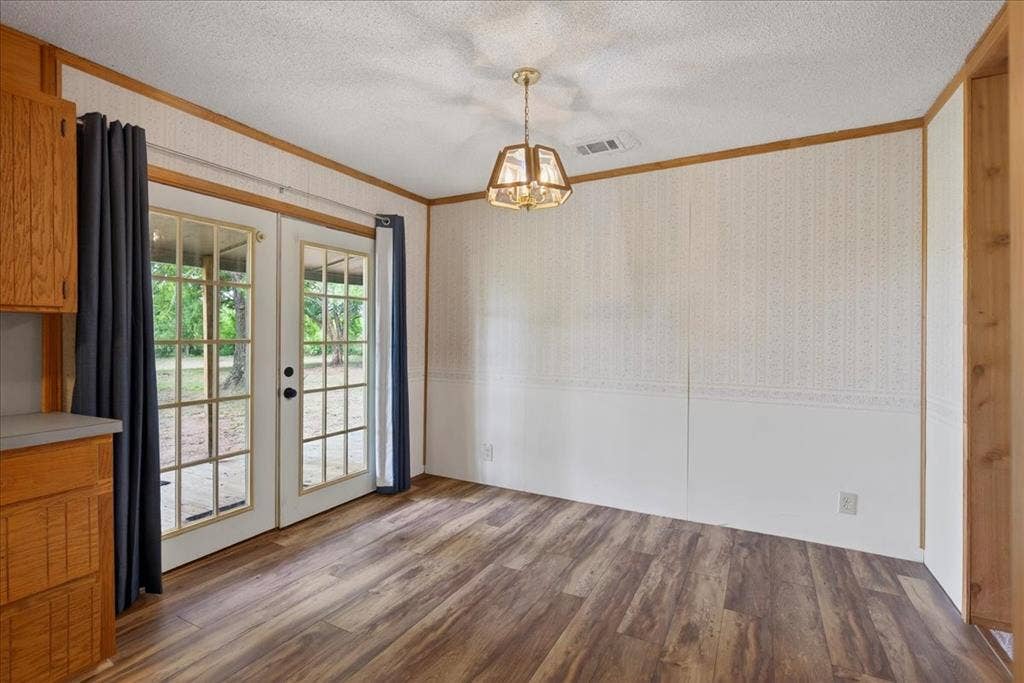 325 Lincoln Street, Trinidad, TX 75163 325 Lincoln Street, Trinidad, TX 75163
