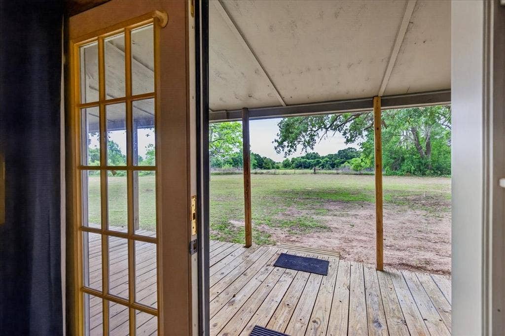 325 Lincoln Street, Trinidad, TX 75163 325 Lincoln Street, Trinidad, TX 75163