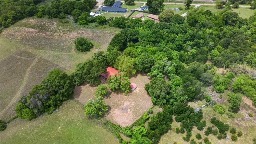 325 Lincoln Street, Trinidad, TX 75163 325 Lincoln Street, Trinidad, TX 75163