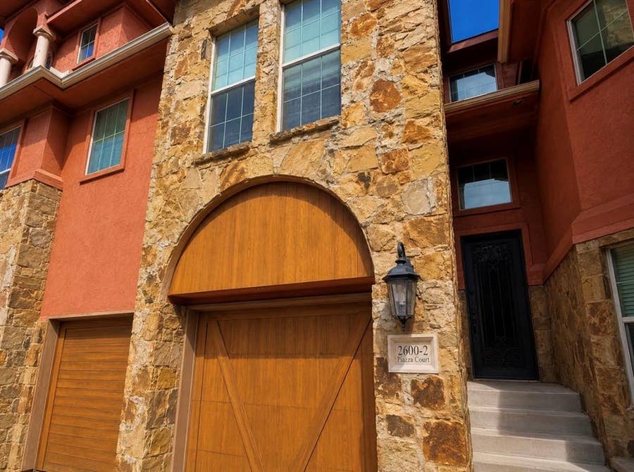 Property photo for 2600 Piazza Court, #2, Grand Prairie, TX