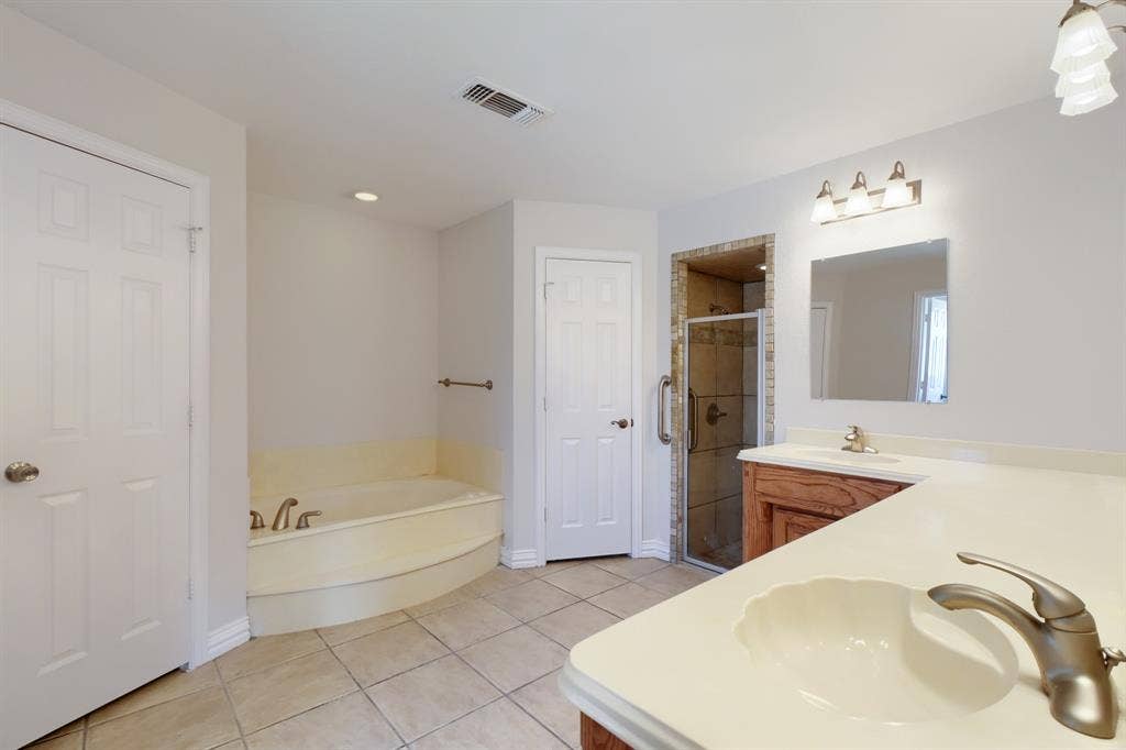 152 Howard Newby Lane, Springtown, TX 76082 152 Howard Newby Lane, Springtown, TX 76082