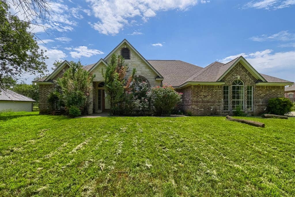 152 Howard Newby Lane, Springtown, TX 76082 152 Howard Newby Lane, Springtown, TX 76082