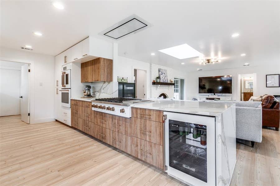 Property photo for 7637 La Risa Drive, Dallas, TX