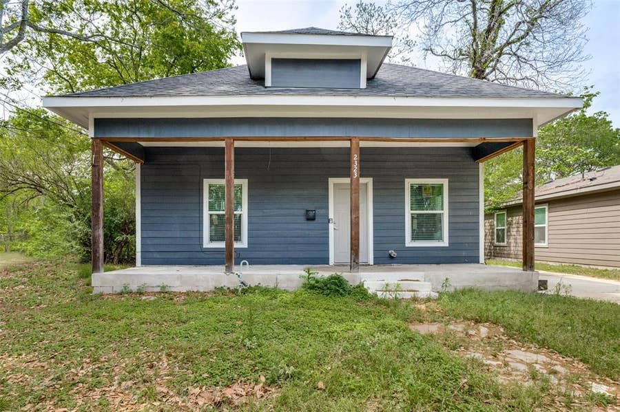 Property photo for 2323 Stoneman Street, Dallas, TX