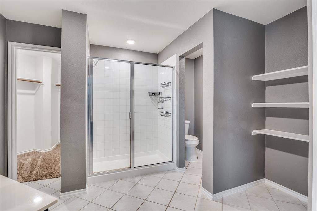 877 Darst Drive, Fate, TX 75189 Primary bathroom