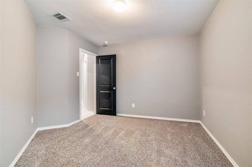 877 Darst Drive, Fate, TX 75189 Secondary bedroom