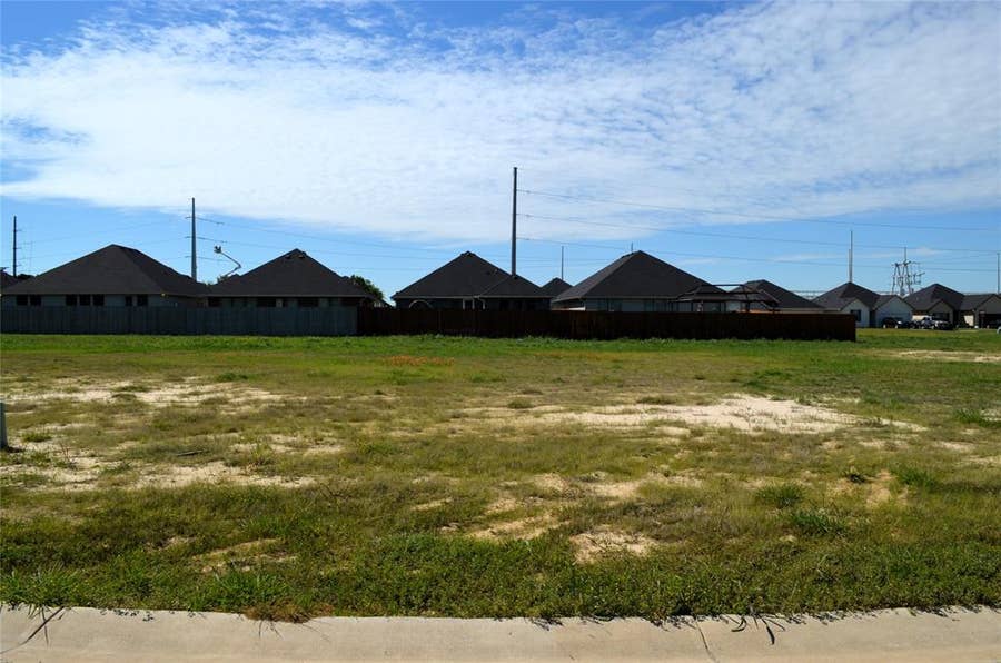 Property photo for 313 Preston Road, Mabank, TX