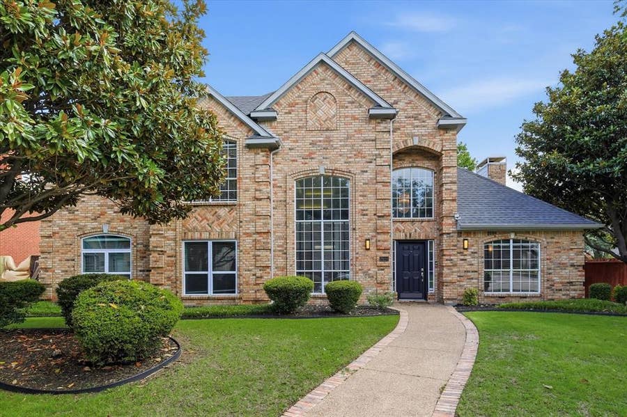 Property photo for 2924 Chalfont Lane, Plano, TX