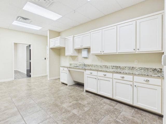 520 N Main Street, Lindale, TX 75771 520 N Main Street, Lindale, TX 75771