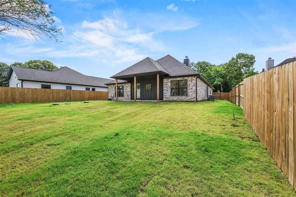 6417 Mill Run Road, Athens, TX 75751 6417 Mill Run Road, Athens, TX 75751