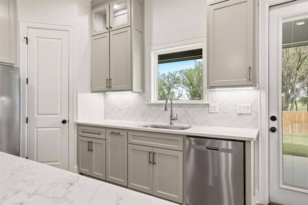 6417 Mill Run Road, Athens, TX 75751 6417 Mill Run Road, Athens, TX 75751