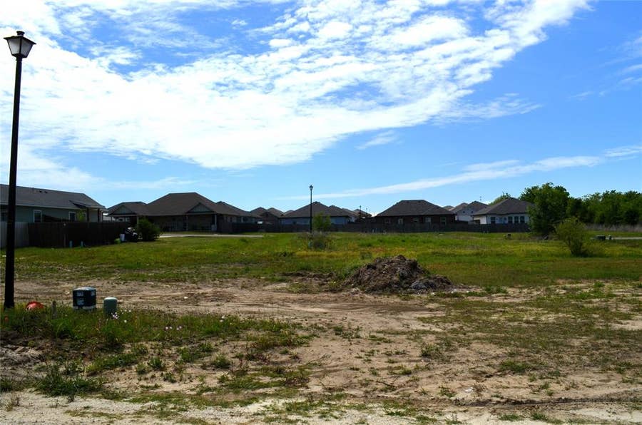 Property photo for 313 Paschall Boulevard, Mabank, TX