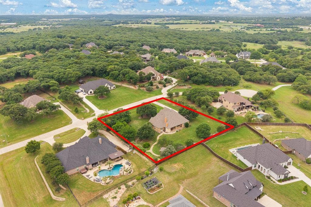 608 Elm Hill Boulevard, Burleson, TX 76028 608 Elm Hill Boulevard, Burleson, TX 76028