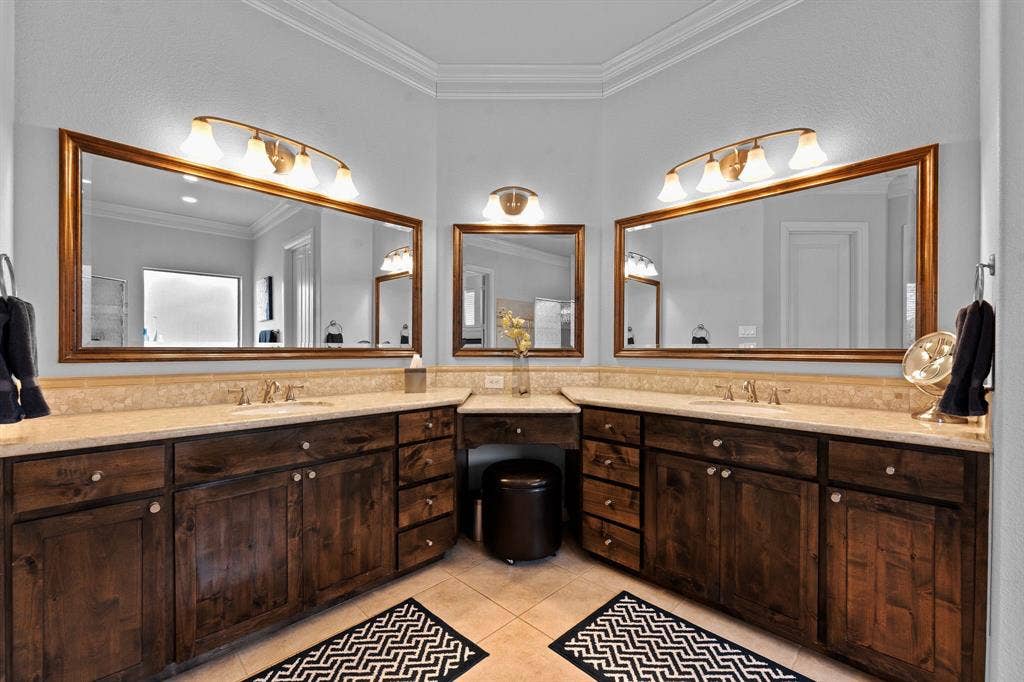 608 Elm Hill Boulevard, Burleson, TX 76028 608 Elm Hill Boulevard, Burleson, TX 76028