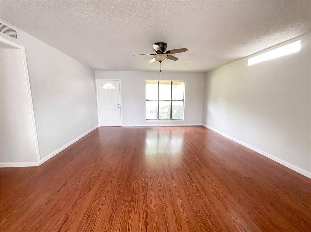 3801 Grecian Court, Plano, TX 75074 3801 Grecian Court, Plano, TX 75074