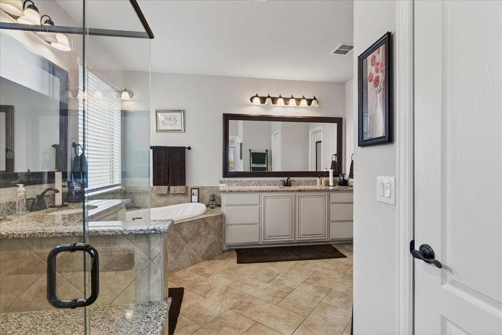 2106 Devonblue Drive, Forney, TX 75126 2106 Devonblue Drive, Forney, TX 75126